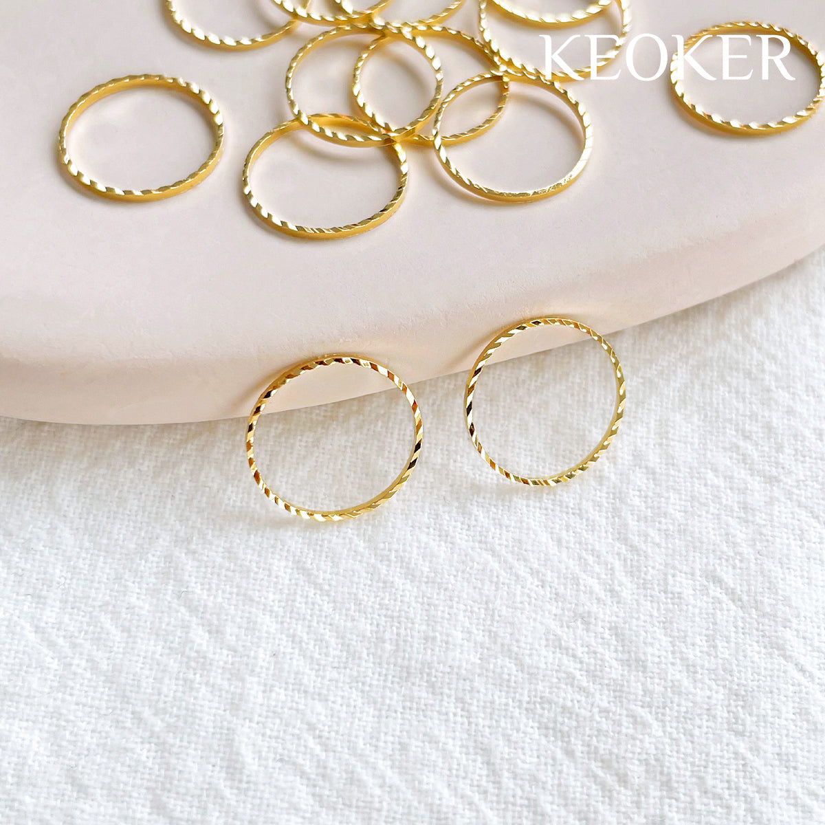 KEOKER 14K Gold Filled Textured Circle (20 PCS)