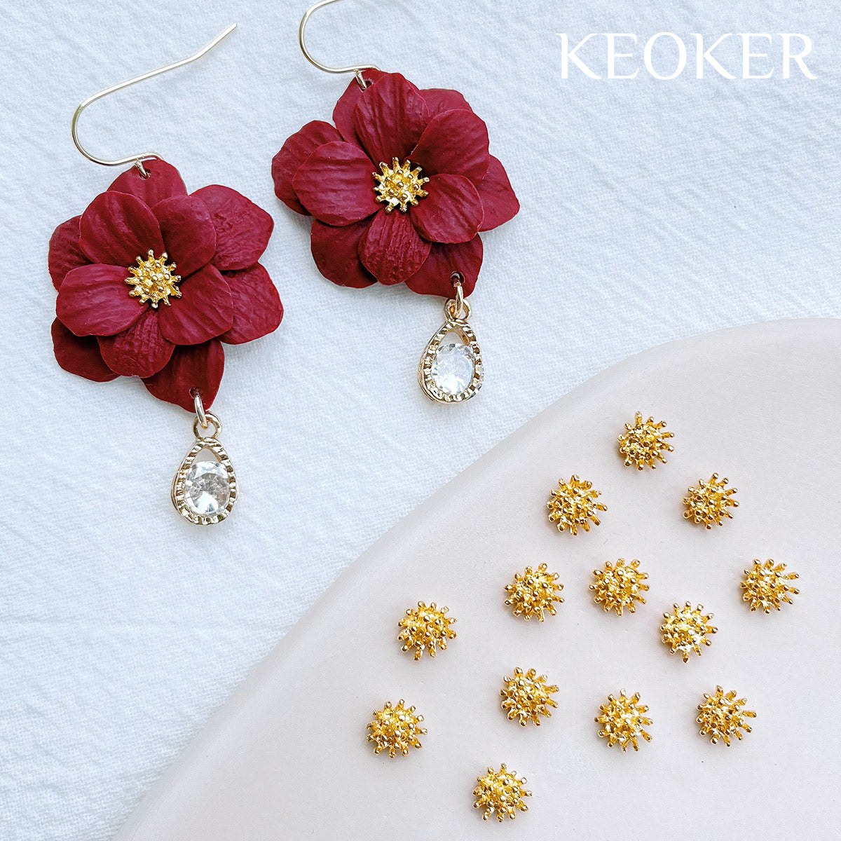 Cortadores y moldes de arcilla con pétalos de flores de KEOKER