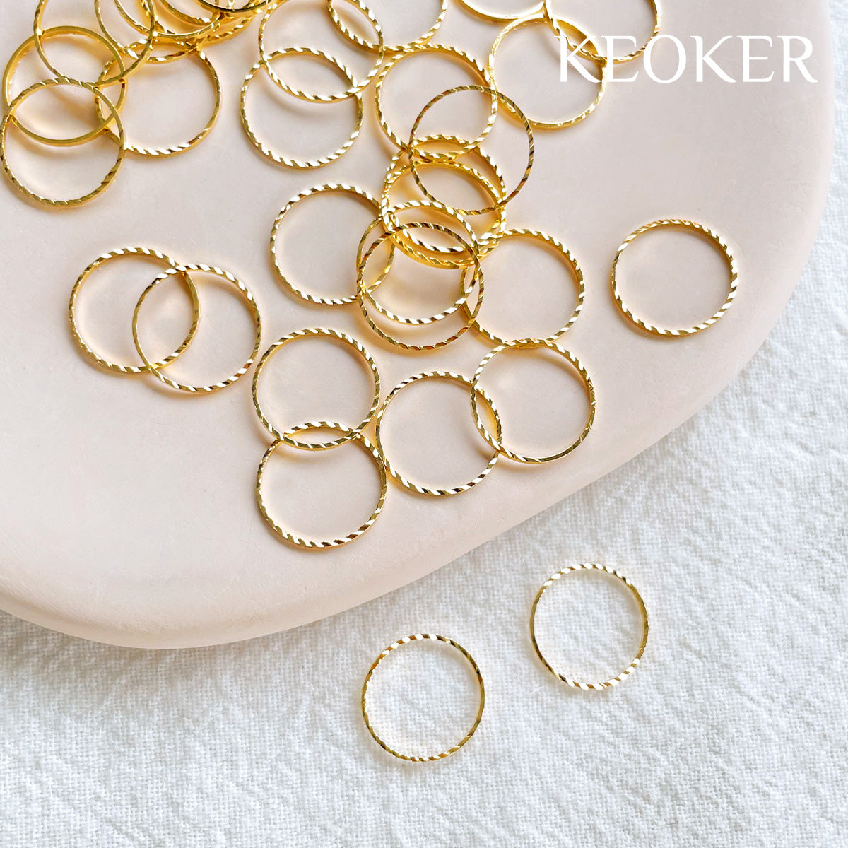 KEOKER 14K Gold Filled Textured Circle (20 PCS)